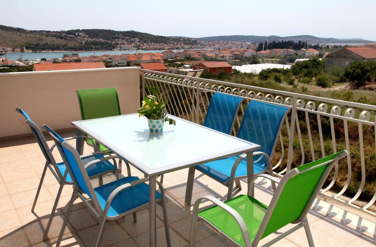 Apartman Dinka Trogir Ngoại thất bức ảnh