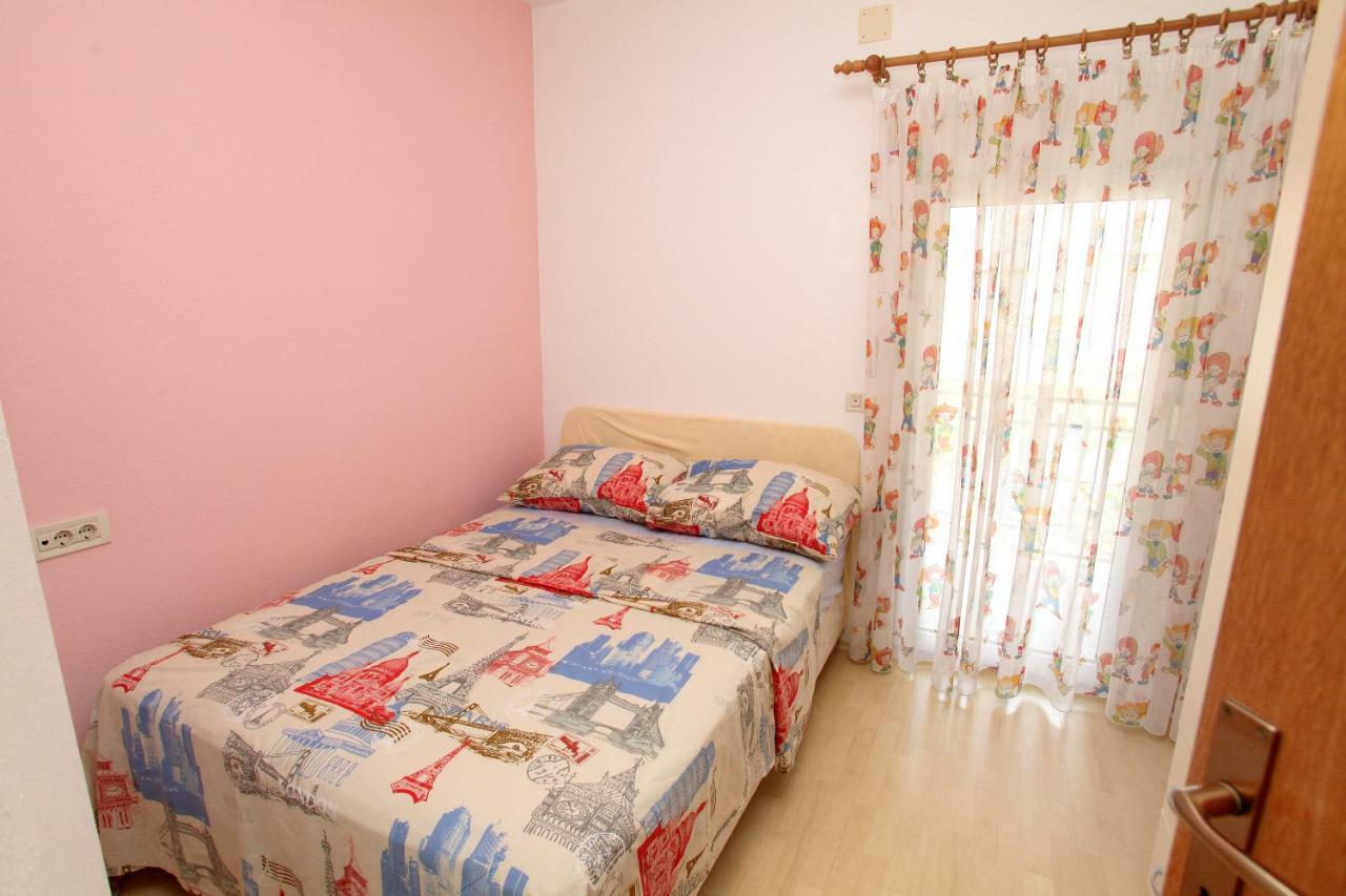 Apartman Dinka Trogir Ngoại thất bức ảnh