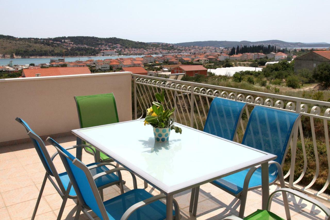 Apartman Dinka Trogir Ngoại thất bức ảnh