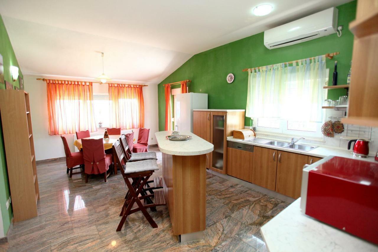 Apartman Dinka Trogir Ngoại thất bức ảnh