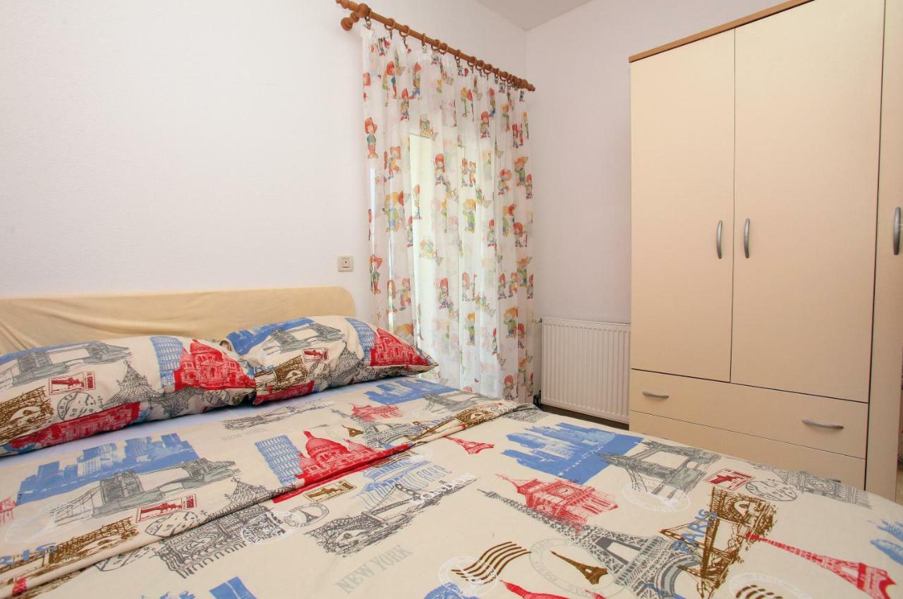 Apartman Dinka Trogir Ngoại thất bức ảnh
