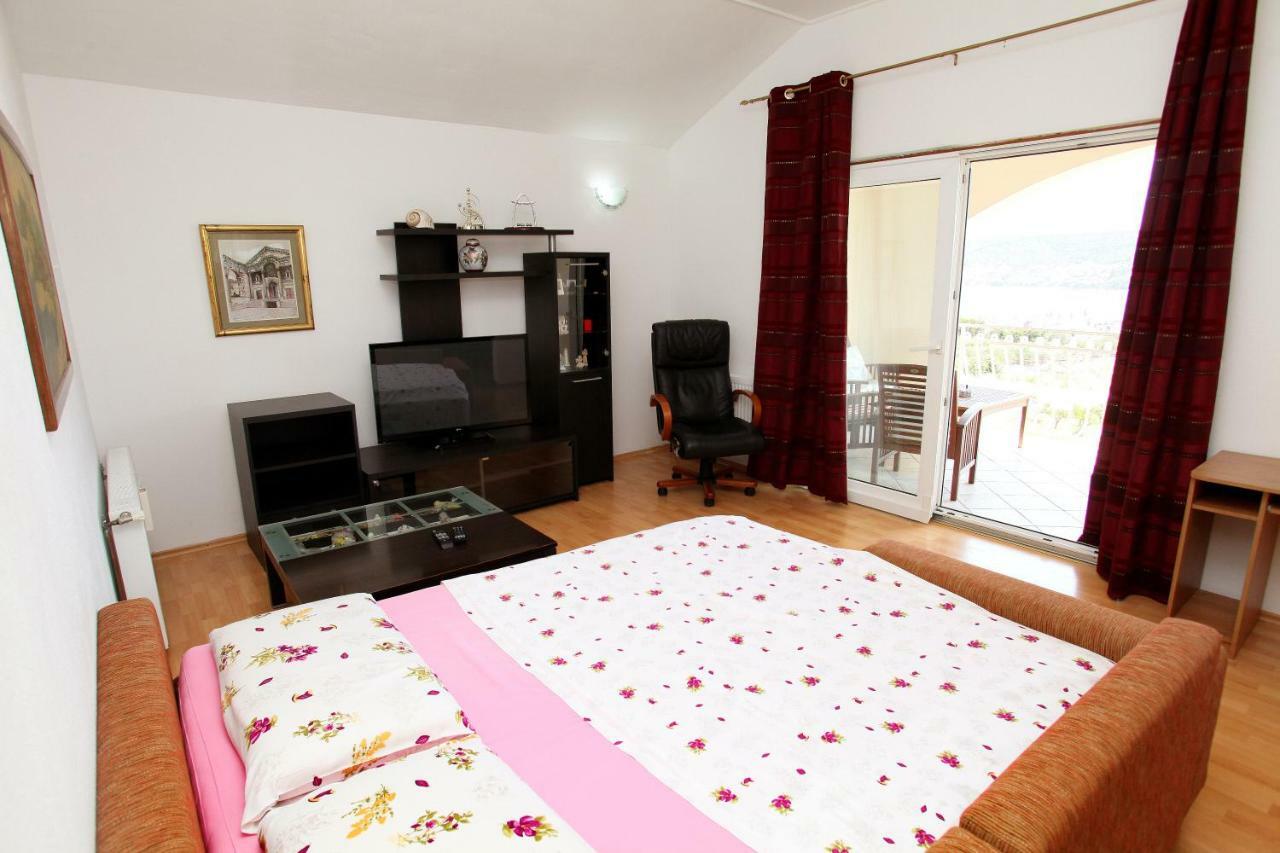 Apartman Dinka Trogir Ngoại thất bức ảnh